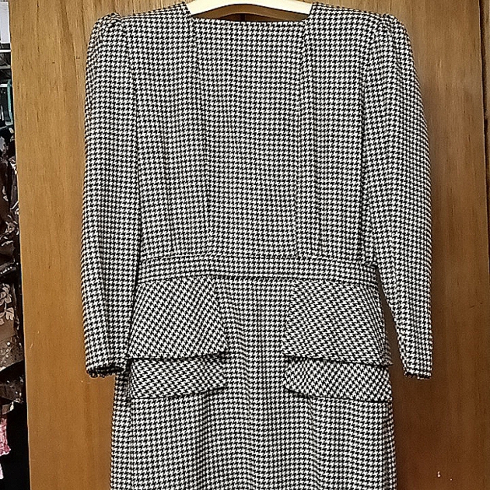 💋 90',s  Valentino 80's -90'sValentino Vintage Lambswool dress nwot - Picture 3 of 7
